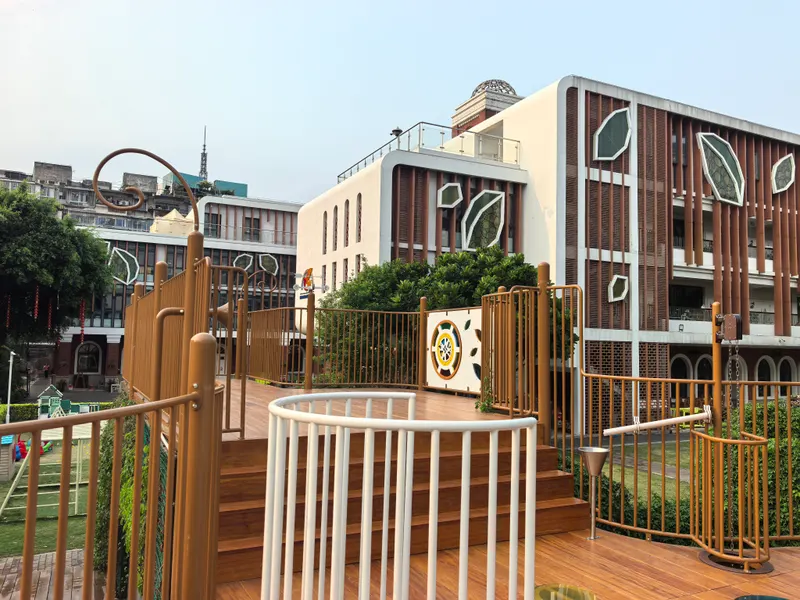 户外无动力游乐组团实景